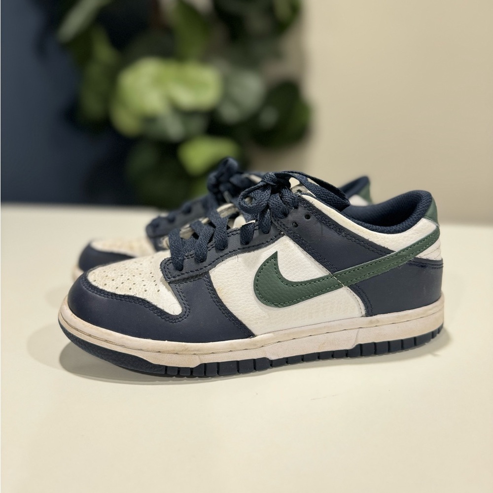 Nike Dunk Low in Navy and Forest Green